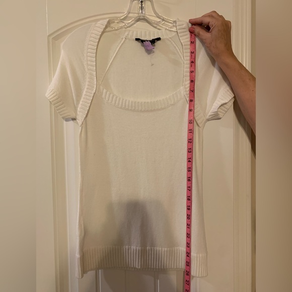 NWOT BCBG Maxazria Lightweight Off White Knit Short Sleeve Sweater Shirt l LARGE - Picture 2 of 5